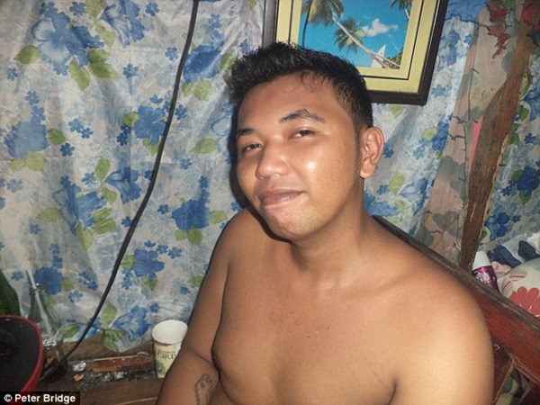 Thâm nhập thế giới tình dục ảo của những kẻ ấu dâm ảnh 7 Thâm nhập thế giới tình dục ảo của những kẻ ấu dâm ảnh 7