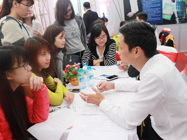 Nhiều cơ hội việc làm trong lĩnh vực bất động sản - Ảnh 1 Nhiều cơ hội việc làm trong lĩnh vực bất động sản - Ảnh 1